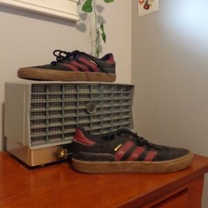 Adidas busenitz shoes burgundy and black